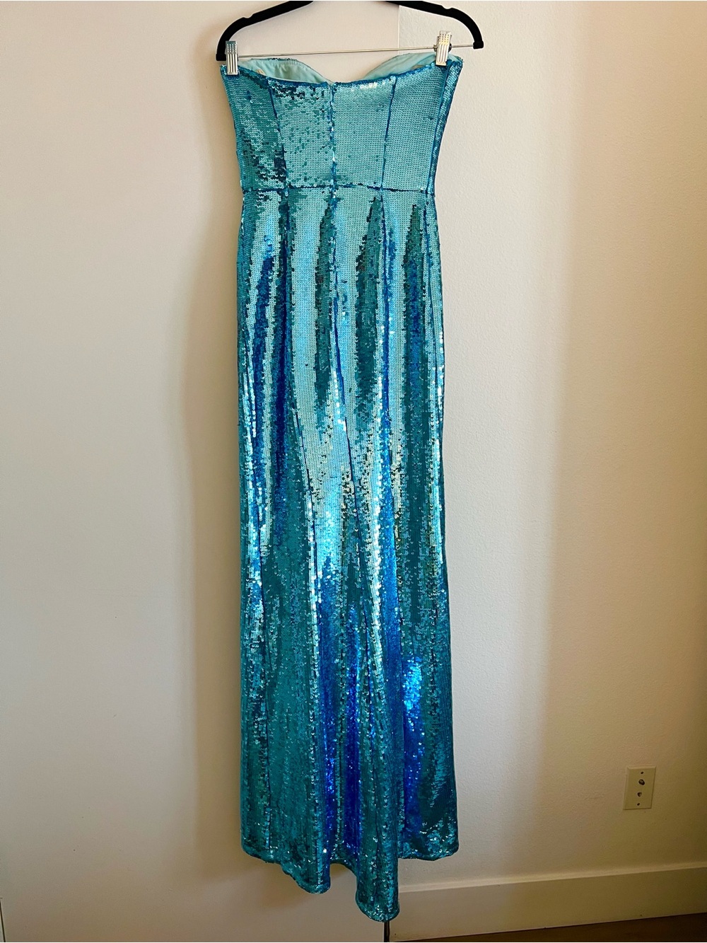 NWOT! NBD O'hara Gown - Picture 8 of 11